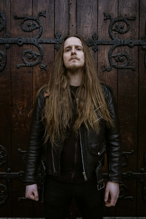 Kryptan: Victor Parri